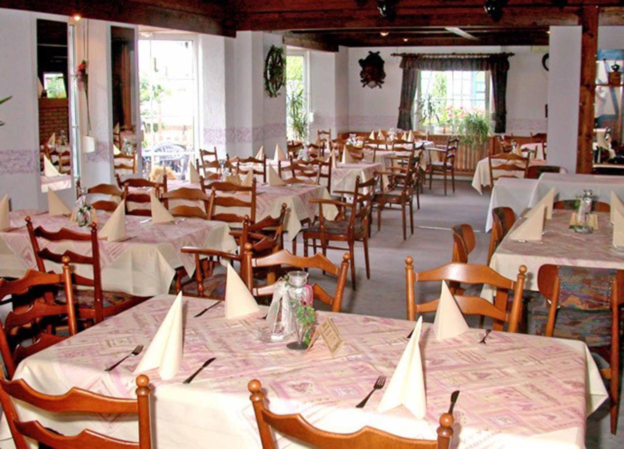 Hotel-Restaurant Zum Dorfkrug Winterberg Dış mekan fotoğraf